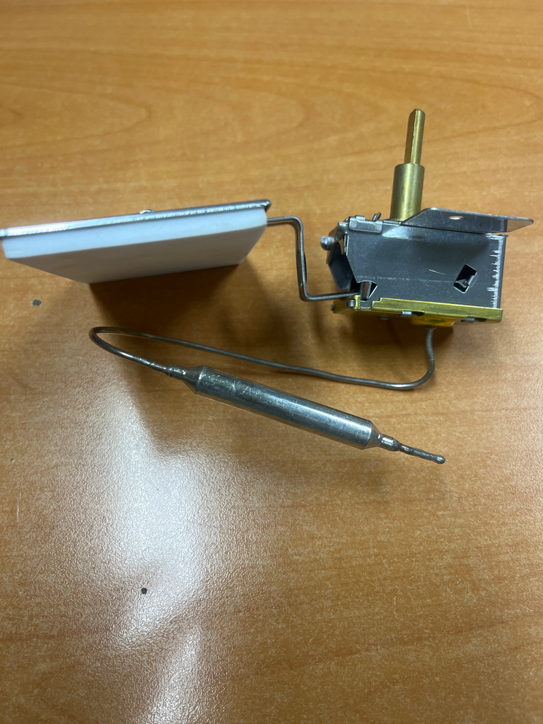 THERMOSTAT  FRIGO COMBINE BEKO 4211800185 / C00904231