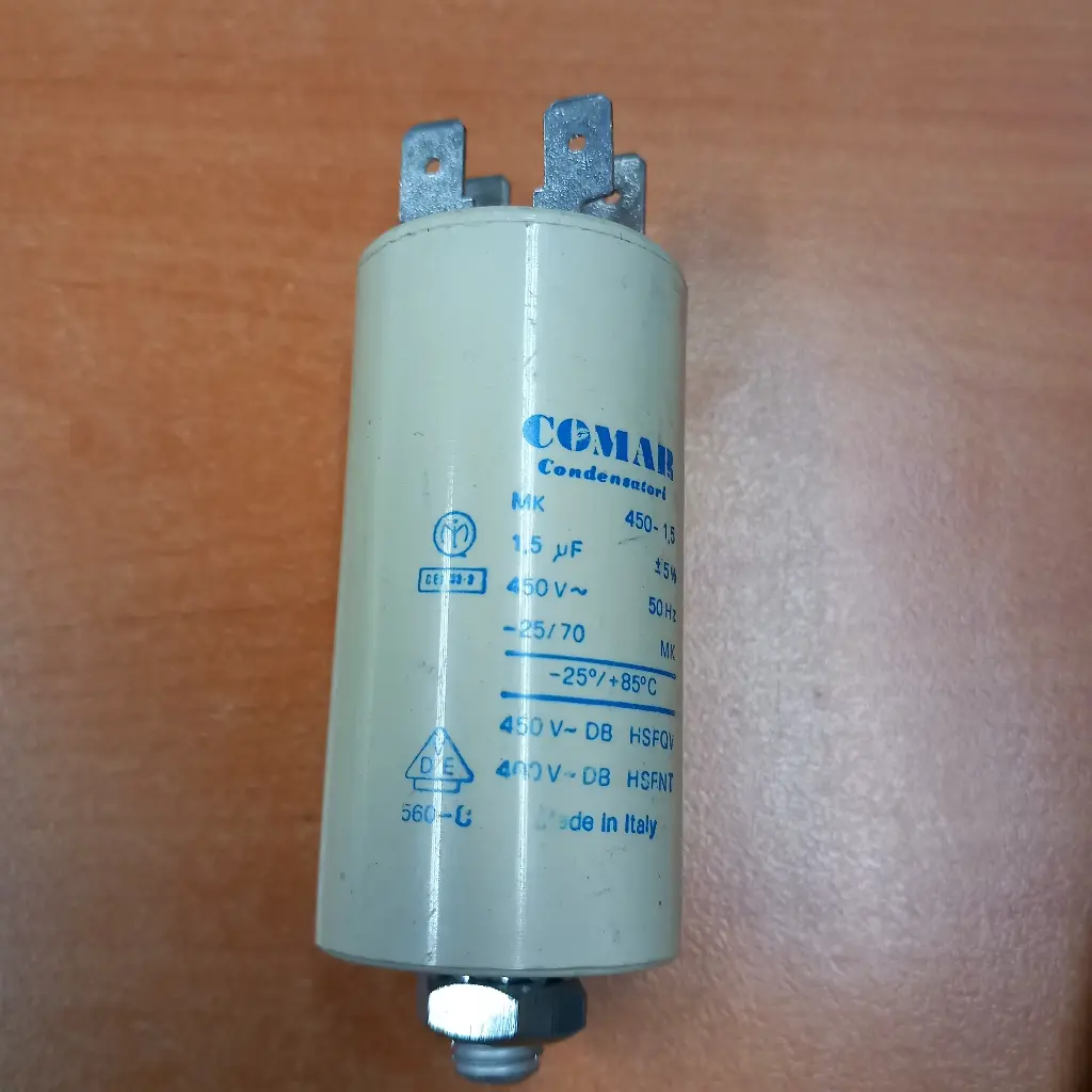 CONDENSATEUR  1.5µ  - Volt 450