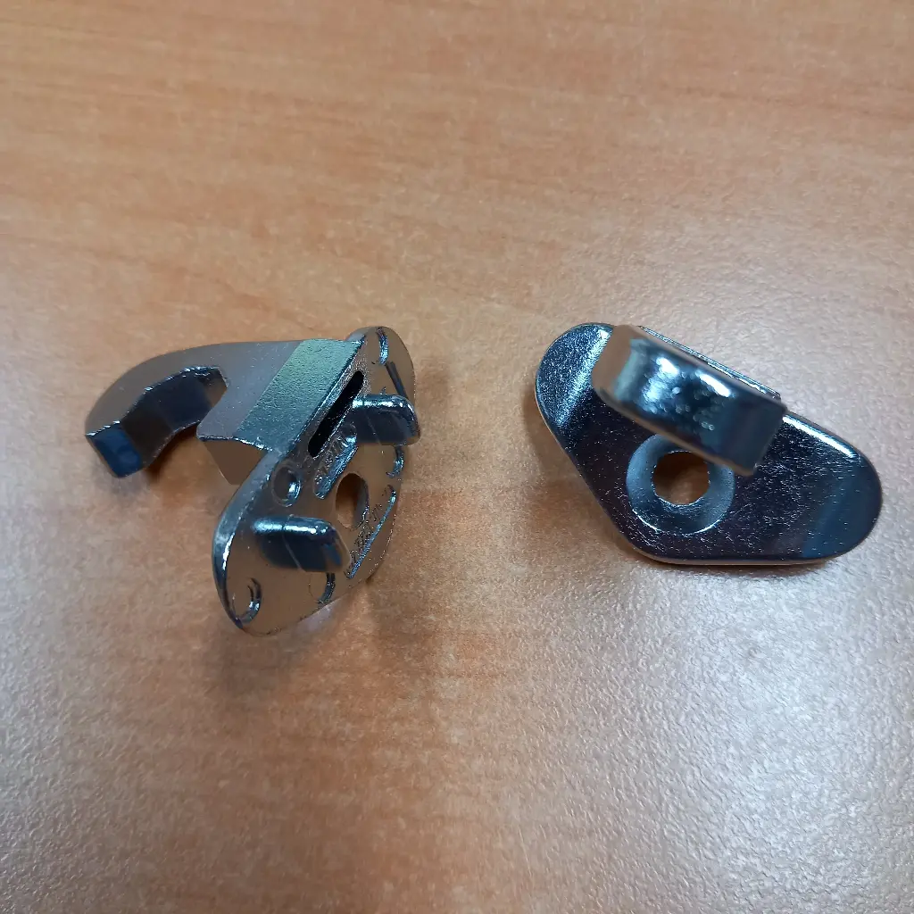 NEZ DE FERMETURE MIELE 1322430
