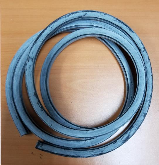JOINT DE COUVERCLE M.L. MIELE  - CHAREMENT POUR LE HAUT - 89110