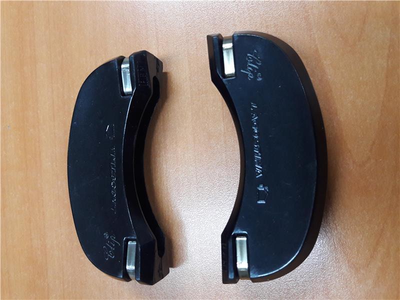 POIGNEE NOIRE  COCOTTE LAGOSTINA N°3 - Fixation avec clips - Jusqu'à fin de stock