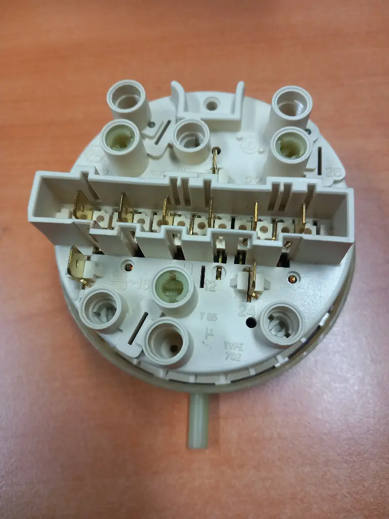 PRESSOSTAT ML  WH 481927128549 - Jusqu'à fin de stock-75/25S-110/40-155/75