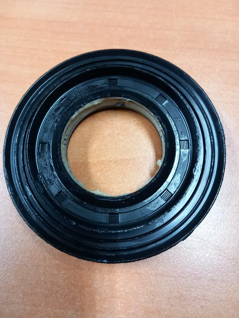 BOURRAGE ML LG 37X66X8/13.8 MDS61897001