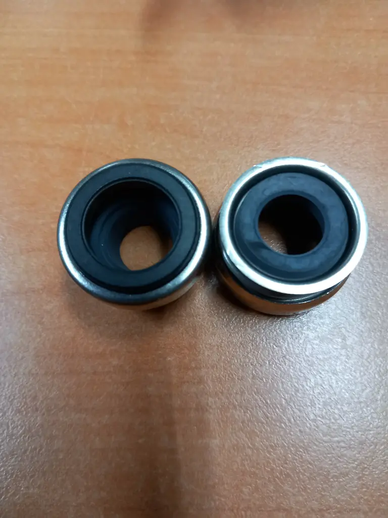 BOURRAGE LV BAUKNECHT-WHIRLPOOL-PHILIPS 481970518198-08/2601.0000.6043