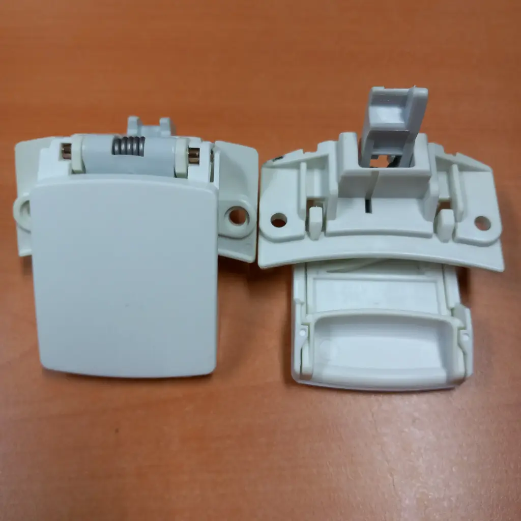 POIGNEE ML PHILIPS 481249818015-ELECTROLUX 899645425268/6