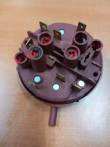 [104.001.009.003] PRESSOSTAT ML ELECTROLUX-ZANUSSI  4210017786006 - Jusqu'à fin de stock
